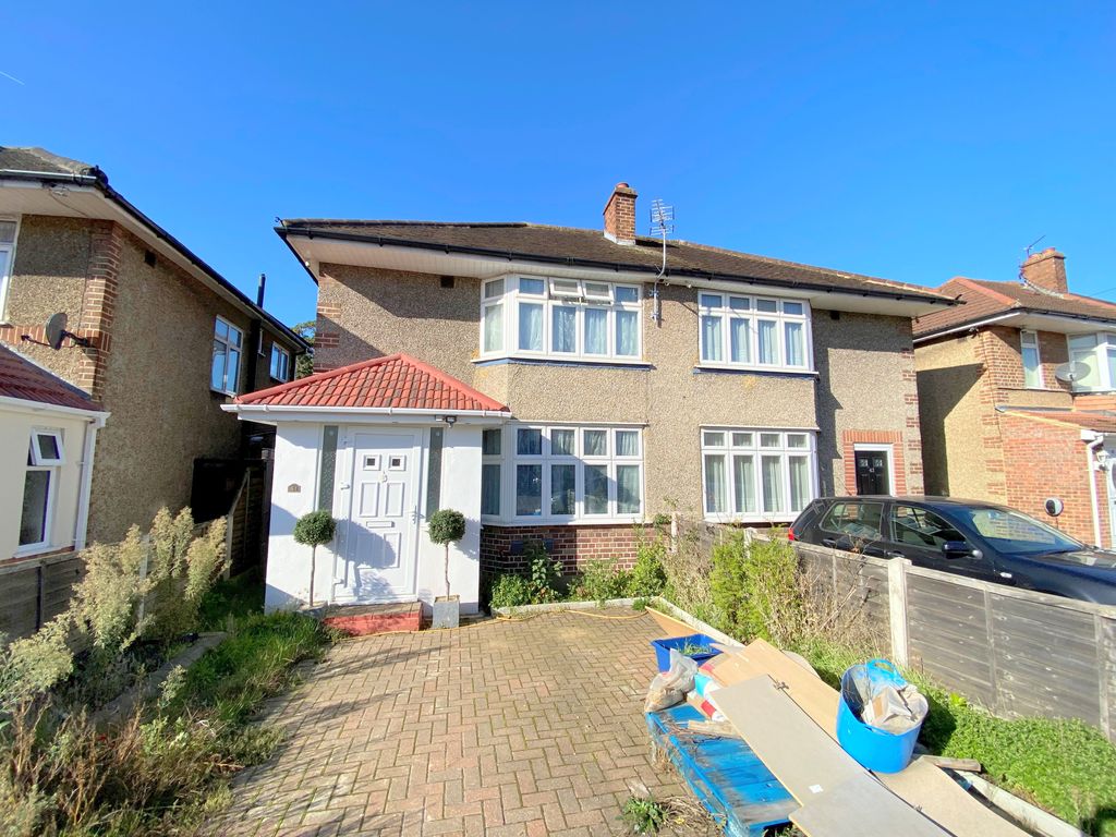 3 bed semidetached house for sale in West Road, Bedfont, Feltham TW14