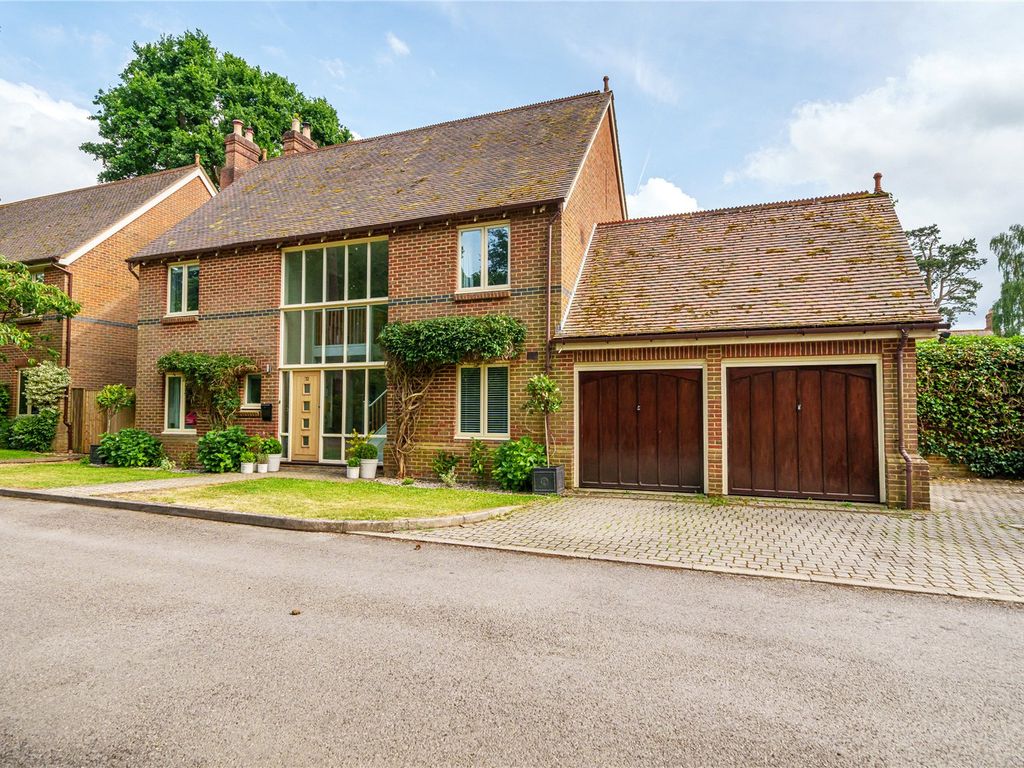 5 bed detached house for sale in Grenehurst Park, Capel, Dorking