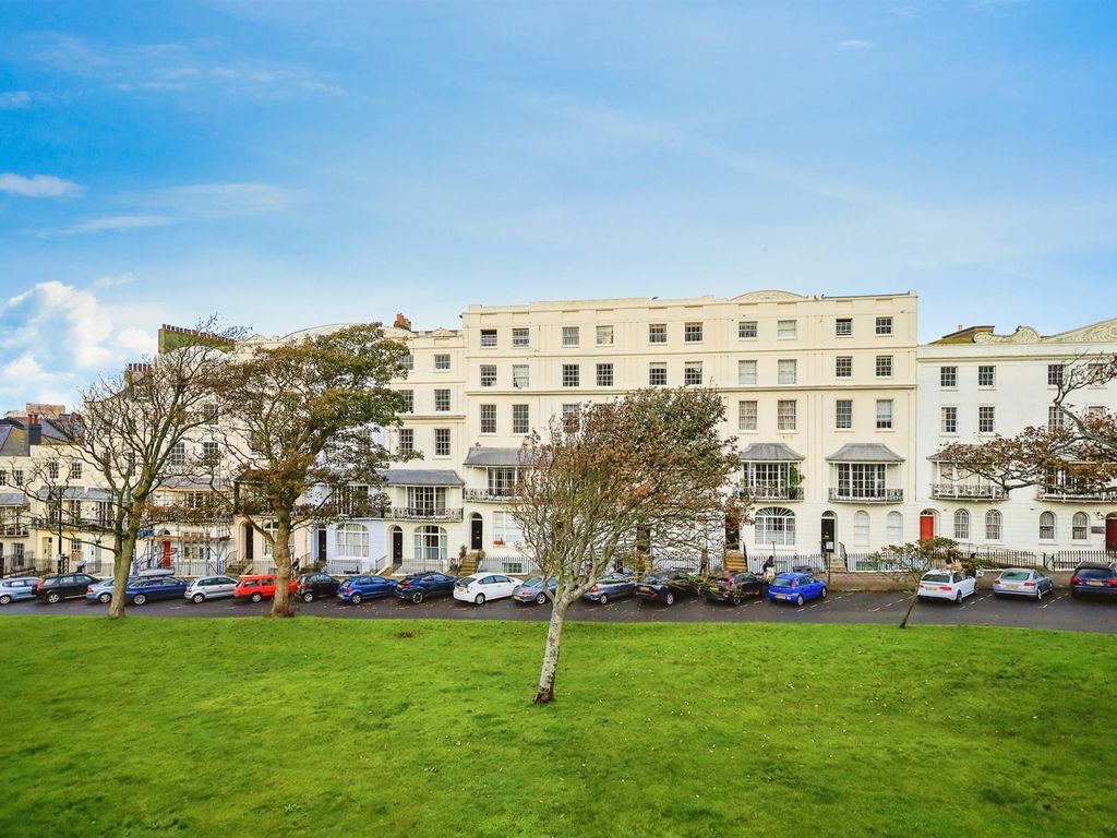2 bed flat for sale in Wellington Square, Hastings TN34, £200,000 Zoopla