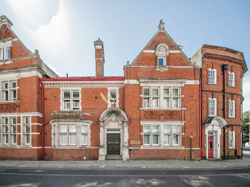 2 bed flat for sale in Museum Street, Ipswich IP1, £180,000 Zoopla