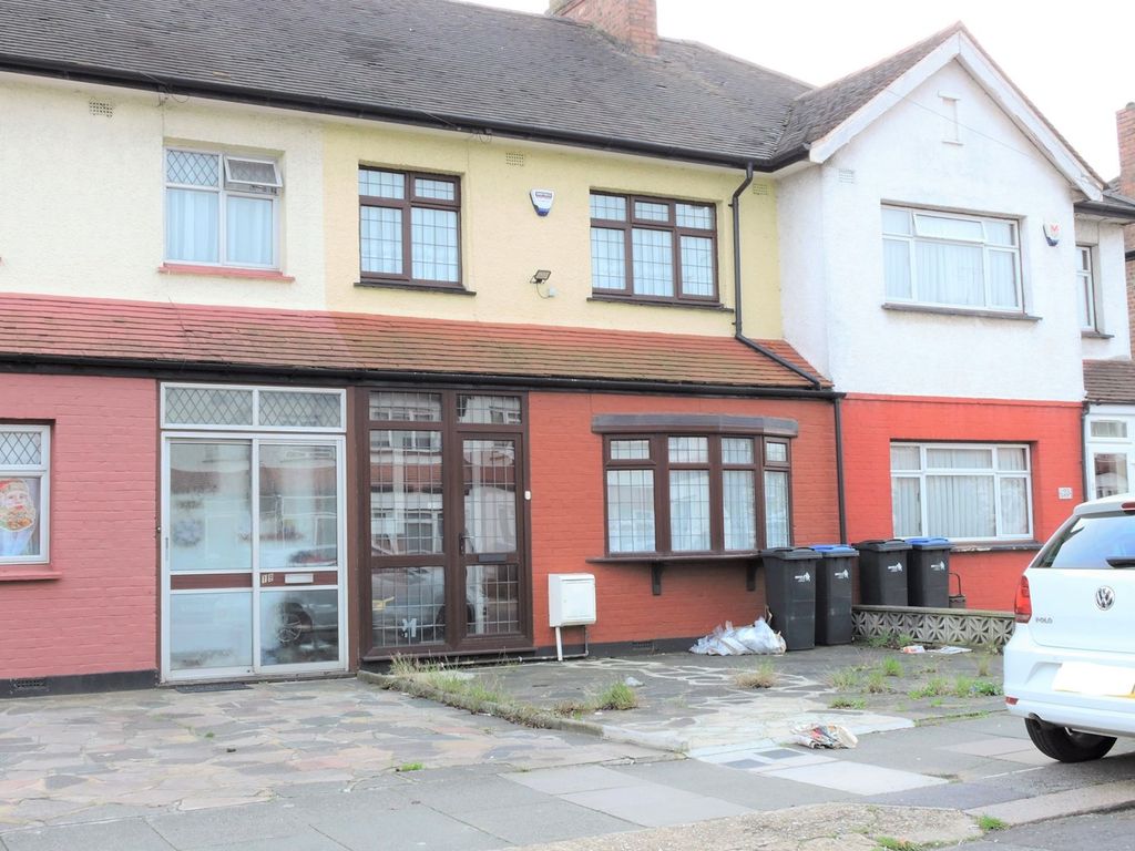 3 bed terraced house for sale in Pasteur Gardens, Edmonton, London N18