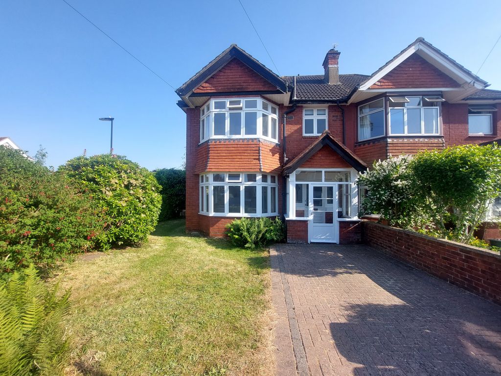 3 bed property to rent in Place, Shirley, Southampton SO15