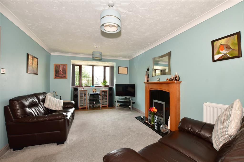 4 bed detached house for sale in Sweet Briar Drive, Steeple View