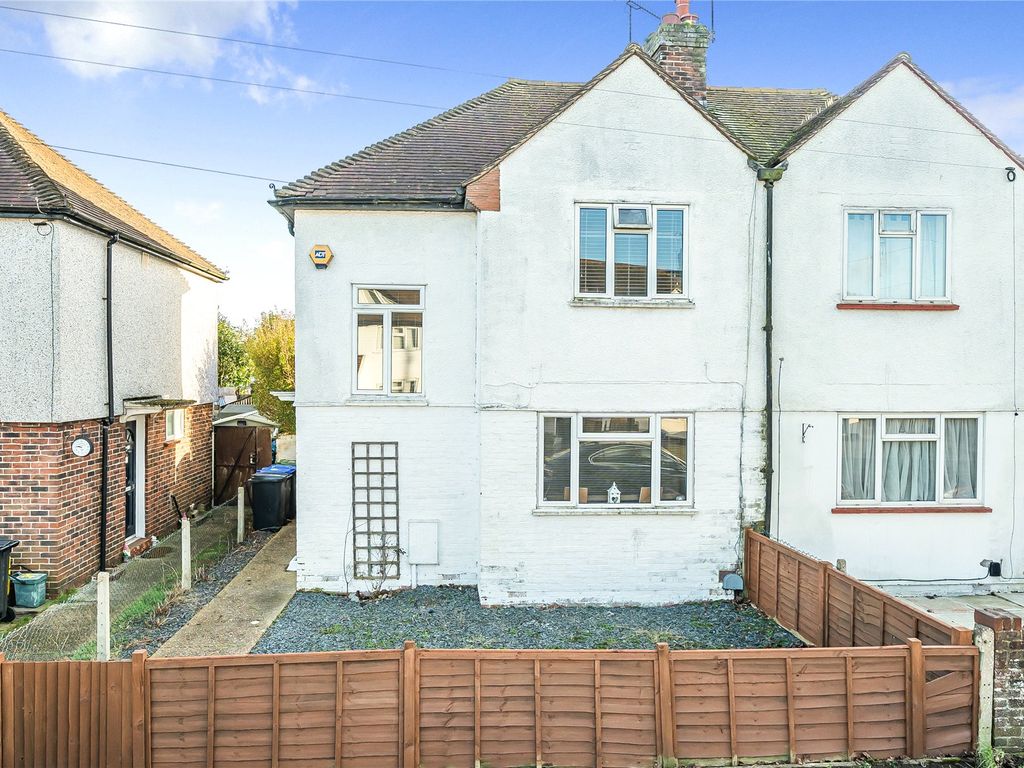 3 bed semidetached house for sale in Byfleet, Surrey KT14, £440,000