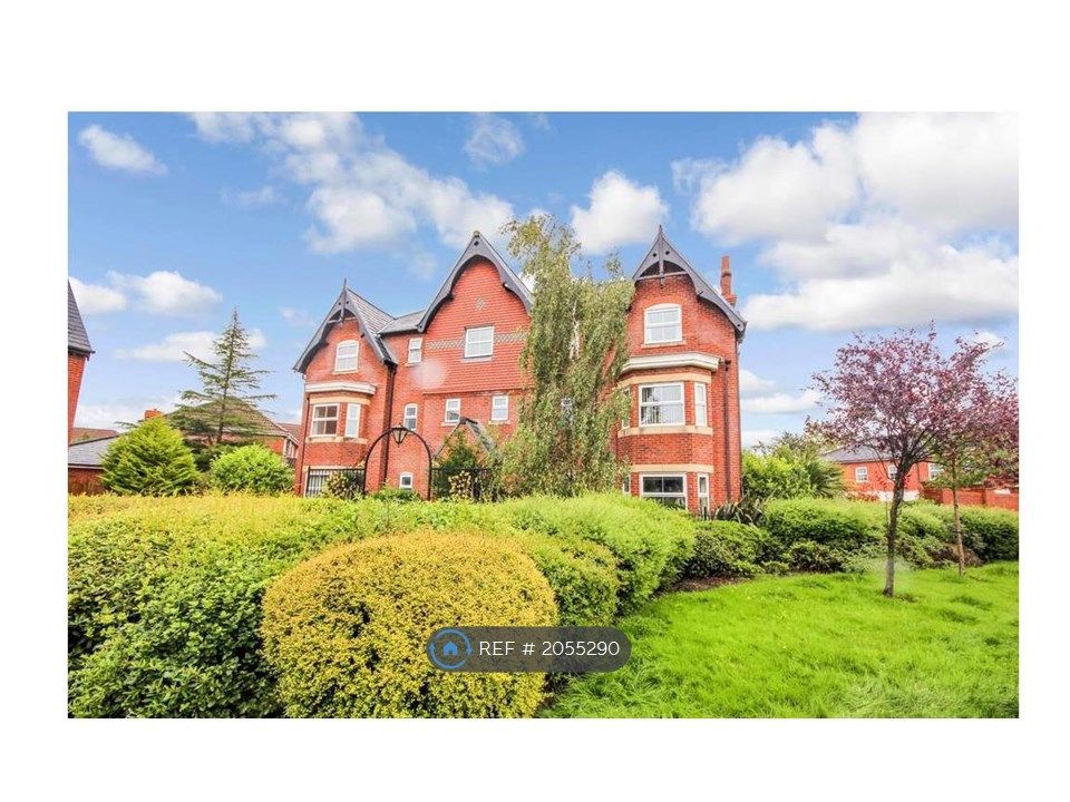 2 bed flat to rent in Buckshaw Village, Chorley PR7, £795 pcm Zoopla