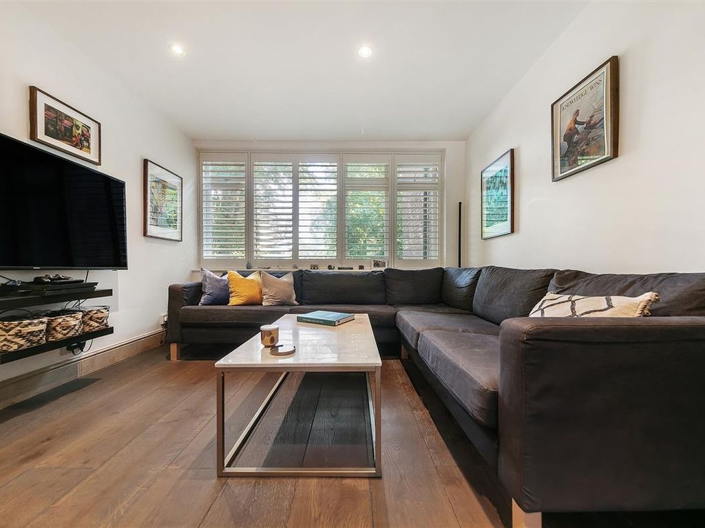 2 bed flat for sale in Angell Road, London SW9 Zoopla