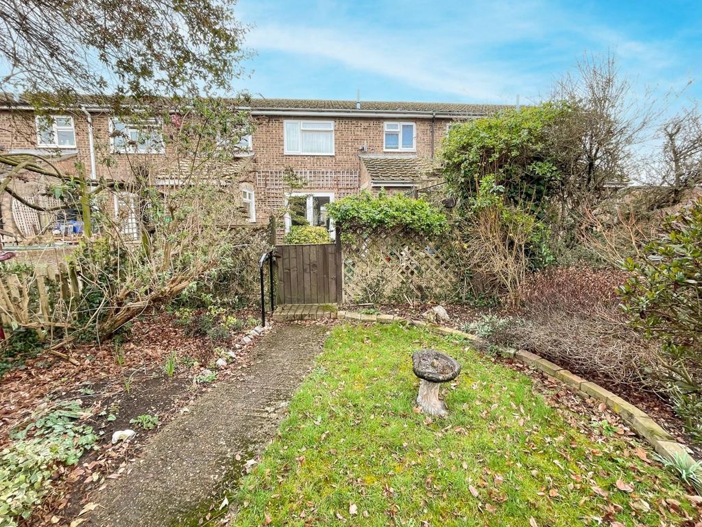 3 bed terraced house for sale in Grange Road, Wilstone, Tring HP23 Zoopla