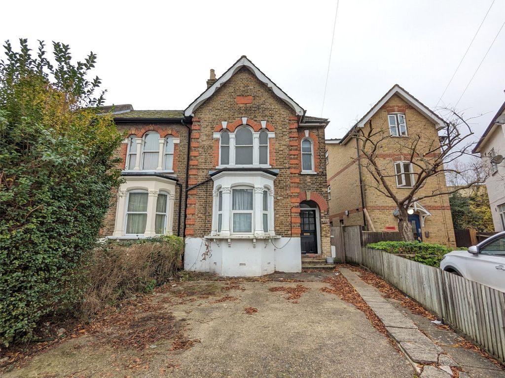 2 bed flat for sale in Barmeston Road, Catford, London SE6, £375,000 Zoopla