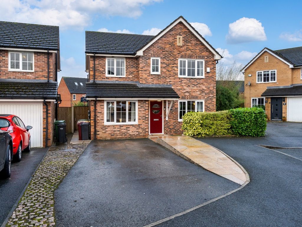 4 bed detached house for sale in Redwood Close, Bolton, Lancashire, 1