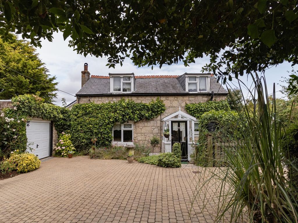 2 bed cottage for sale in Main Road, Thorley, Yarmouth PO41 Zoopla