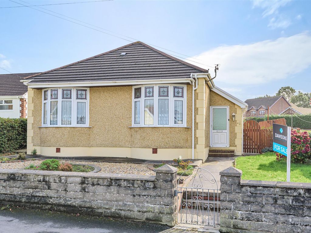 3 bed detached bungalow for sale in Penllwyngwyn Road, Bryn, Llanelli