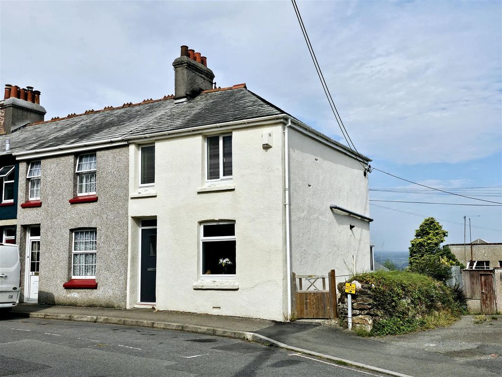2 bed cottage for sale in Druckham Terrace, Launceston PL15, £189,950