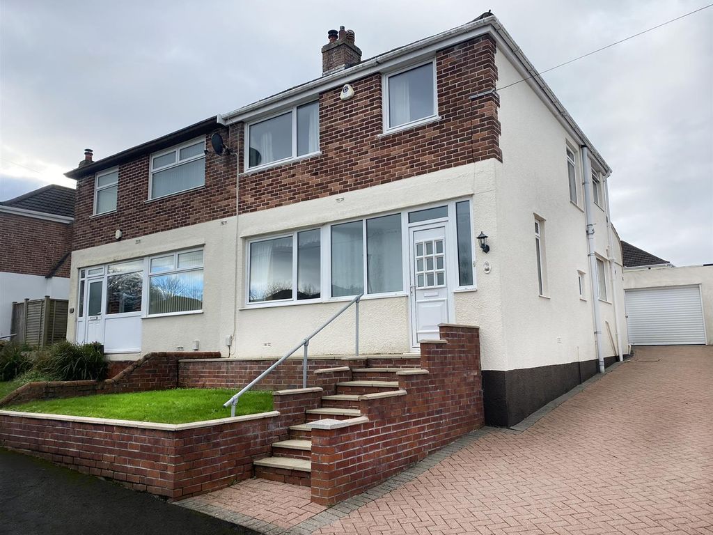 3 bed semidetached house for sale in Lynwood Avenue, Plympton