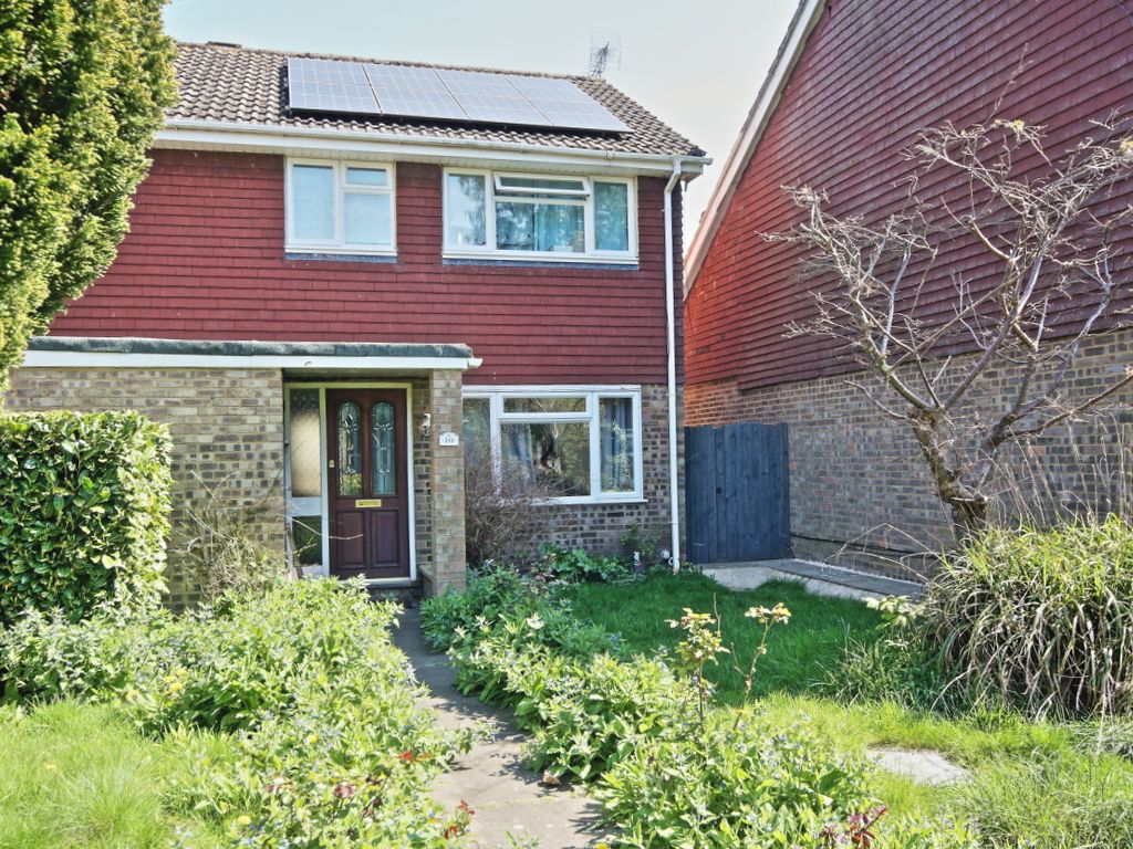 3 bed semidetached house to rent in Thirlmere Walk, Camberley GU15