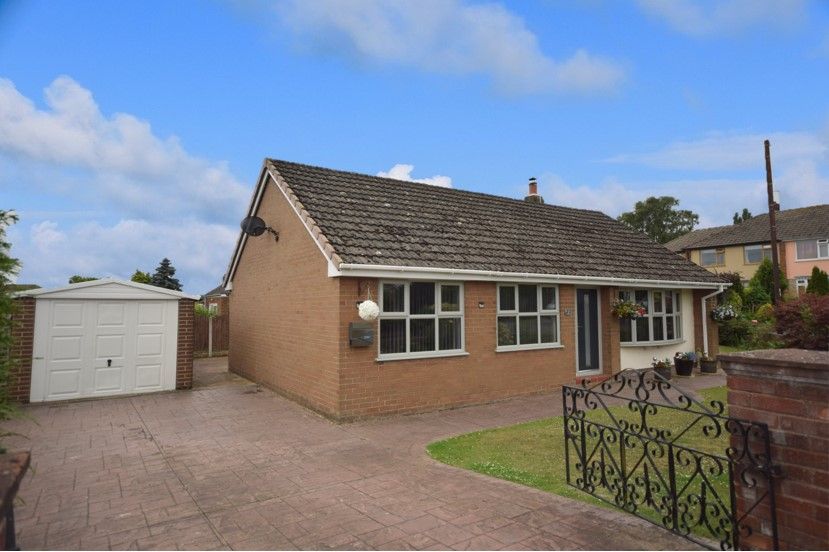 3 bed detached bungalow for sale in Hebers Close, Oathills, Malpas SY14 Zoopla