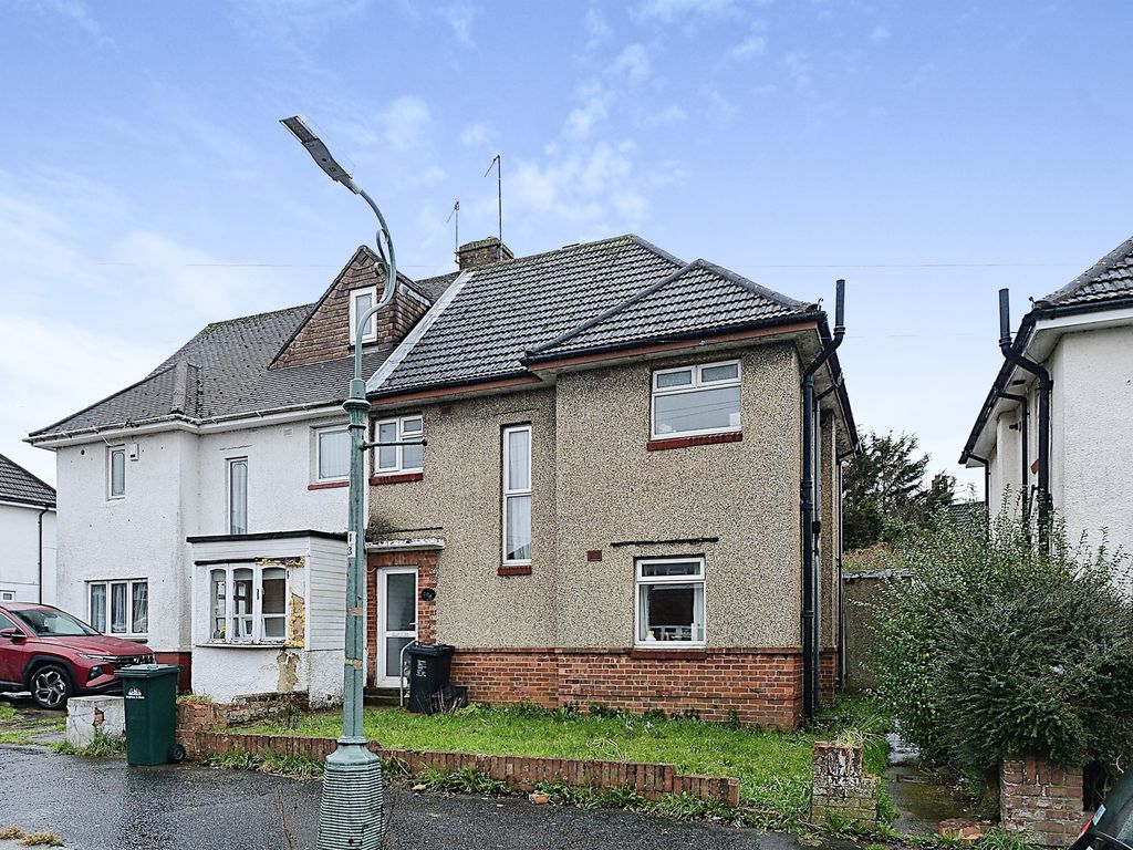 3 bed semidetached house for sale in Godwin Road, Hove BN3 Zoopla