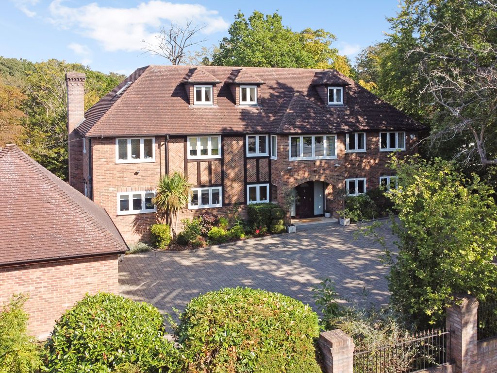 7 bed detached house for sale in 21 Fulmer Drive, Gerrards Cross SL9, £