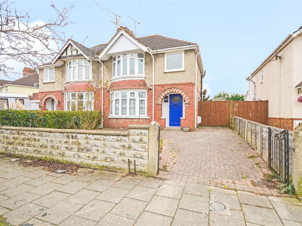 3 bed semidetached house for sale in Wills Avenue, Swindon SN1 Zoopla