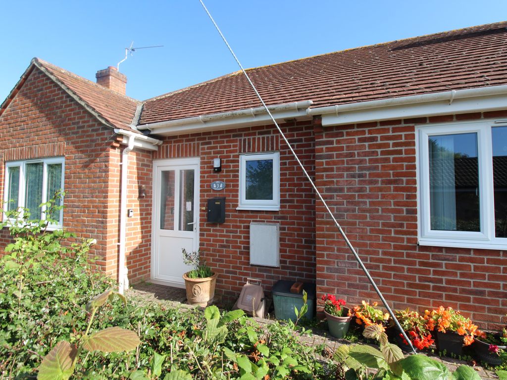 1 bed bungalow for sale in The Cottages, Lytchett Matravers BH16, £