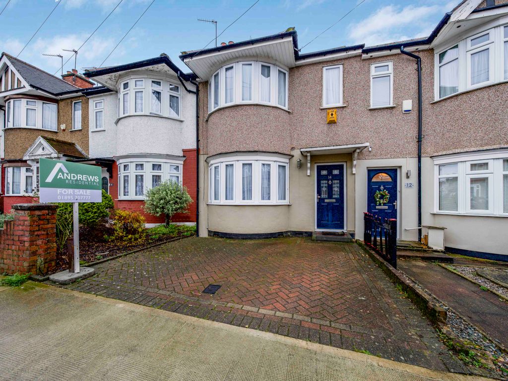 3 bed terraced house for sale in Hartland Drive, Ruislip Manor, Ruislip