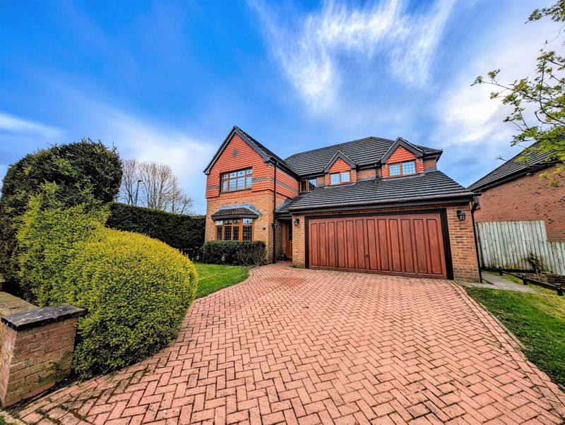 4 bed detached house for sale in Swallow Drive, Pool In Wharfedale