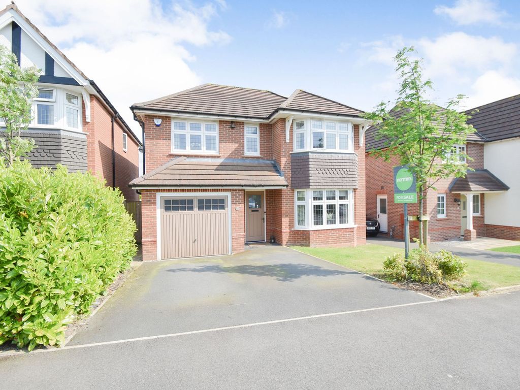 4 bed detached house for sale in Pinfold Drive, Prestwich M25 Zoopla
