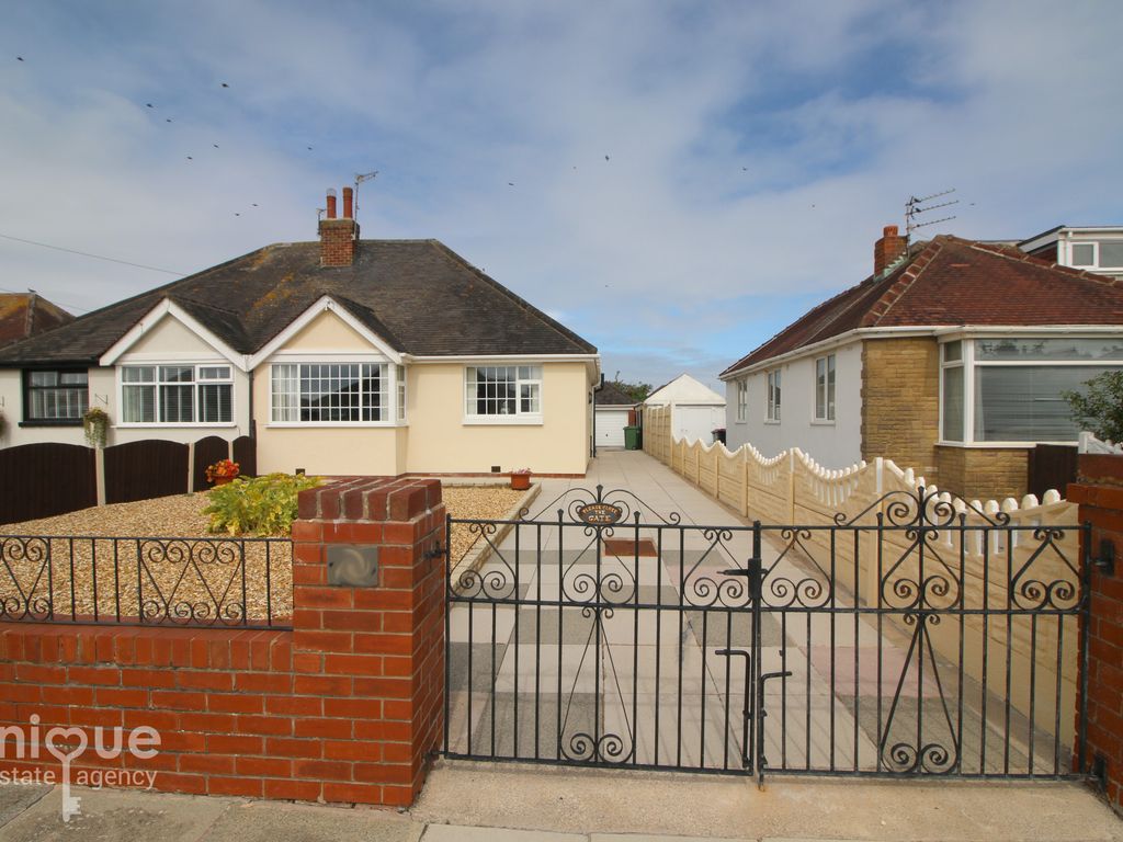 2 bed bungalow for sale in The Close, Queens Walk, ThorntonCleveleys