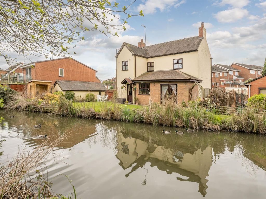 3 bed cottage for sale in St. Peters Road, Dudley DY2 Zoopla