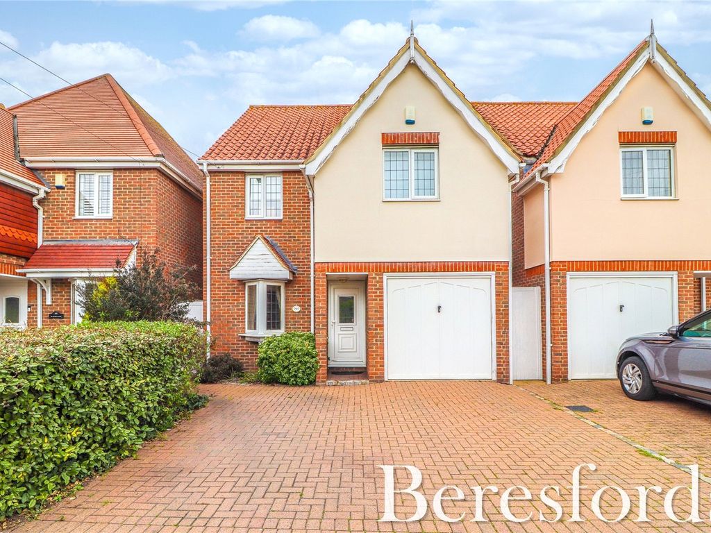 4 bed detached house for sale in St. Marys Lane, Upminster RM14, £
