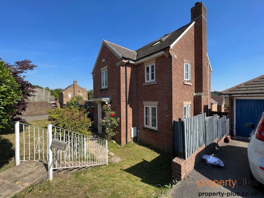 5 bed detached house for sale in Beechwood Drive Tonyrefail