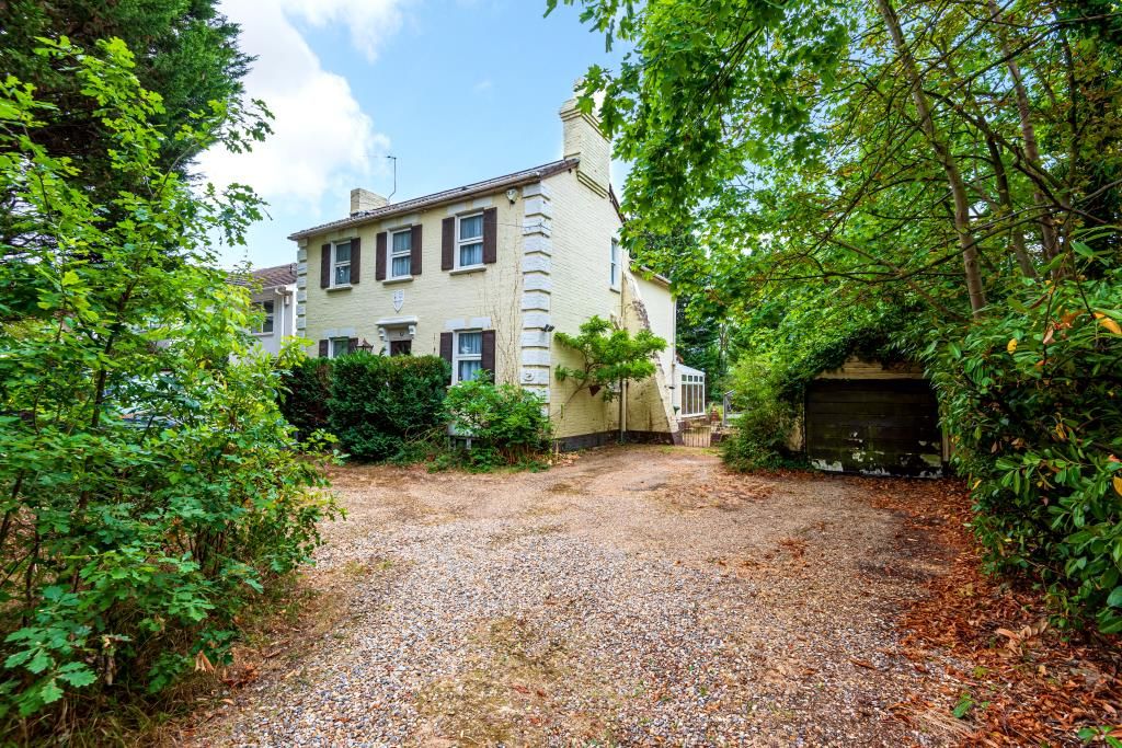 5 bed detached house for sale in Bracknell, Berkshire RG42 Zoopla