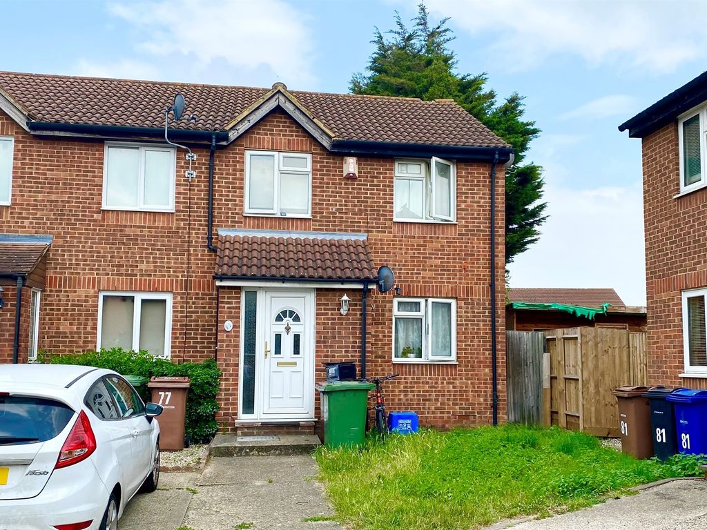 3 bed end terrace house for sale in Parsonage Road, Grays RM20 Zoopla