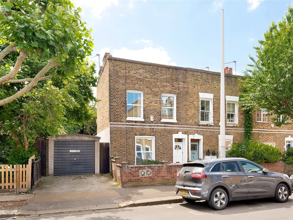 Shellwood Road, London SW11