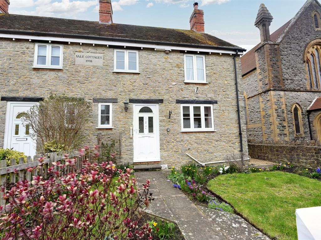 3 bed semidetached house for sale in Ring Street, Stalbridge