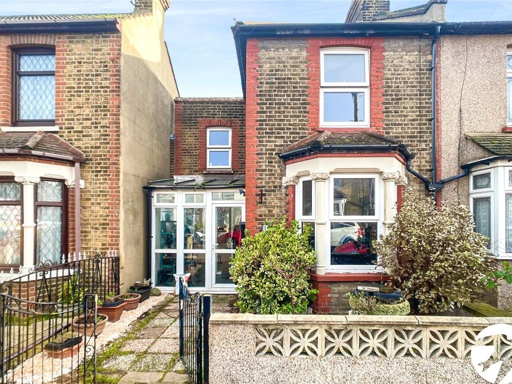 3 bed terraced house for sale in Eglinton Road, Kent DA10