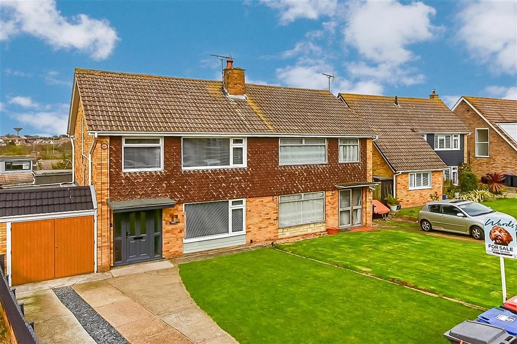 3 bed semidetached house for sale in Pigeon Lane, Herne, Herne Bay