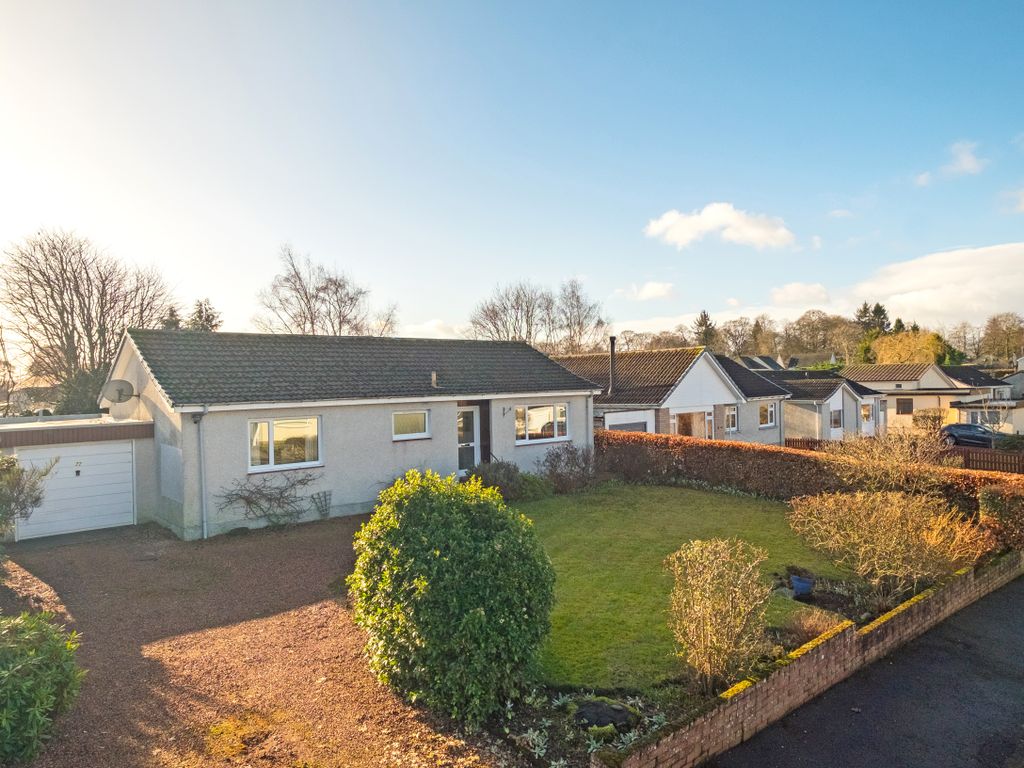 2 bed detached house for sale in 22 Moyness Park Drive, Blairgowrie PH10, £188,000 Zoopla