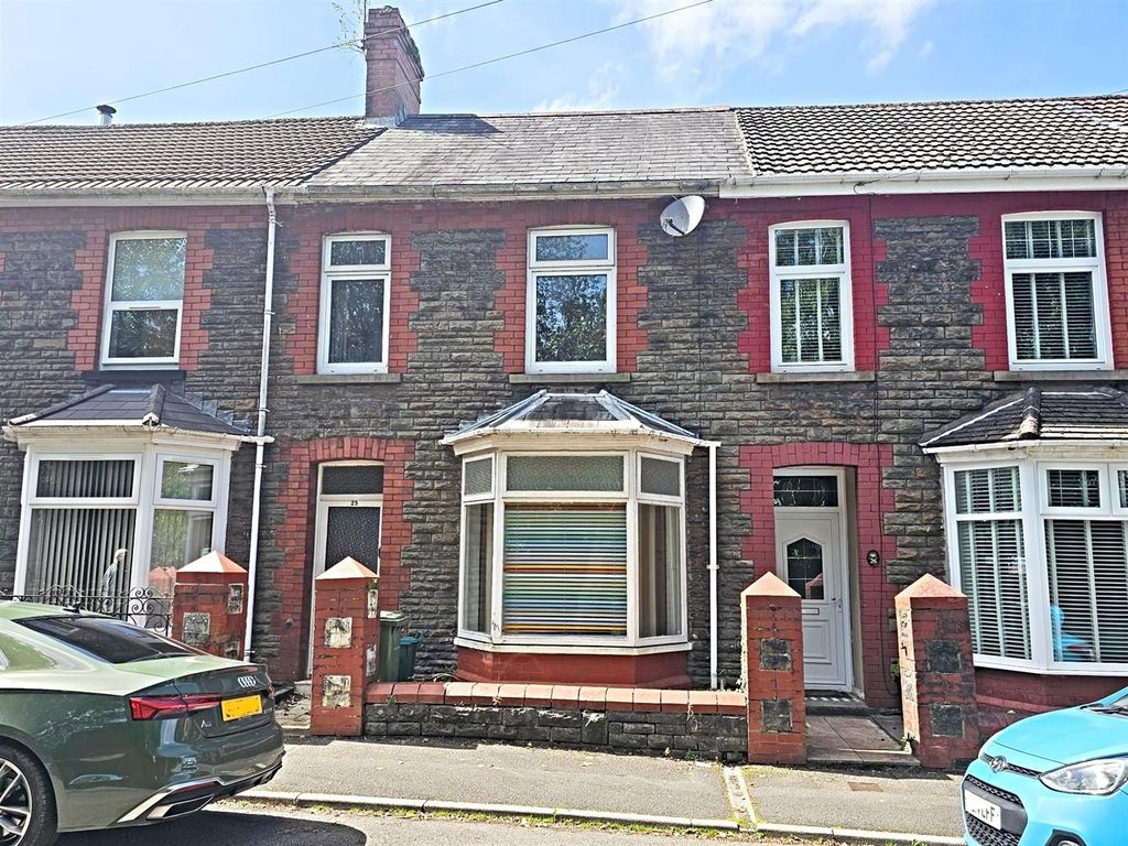 3 bed terraced house for sale in Woodland Terrace, Maesycoed