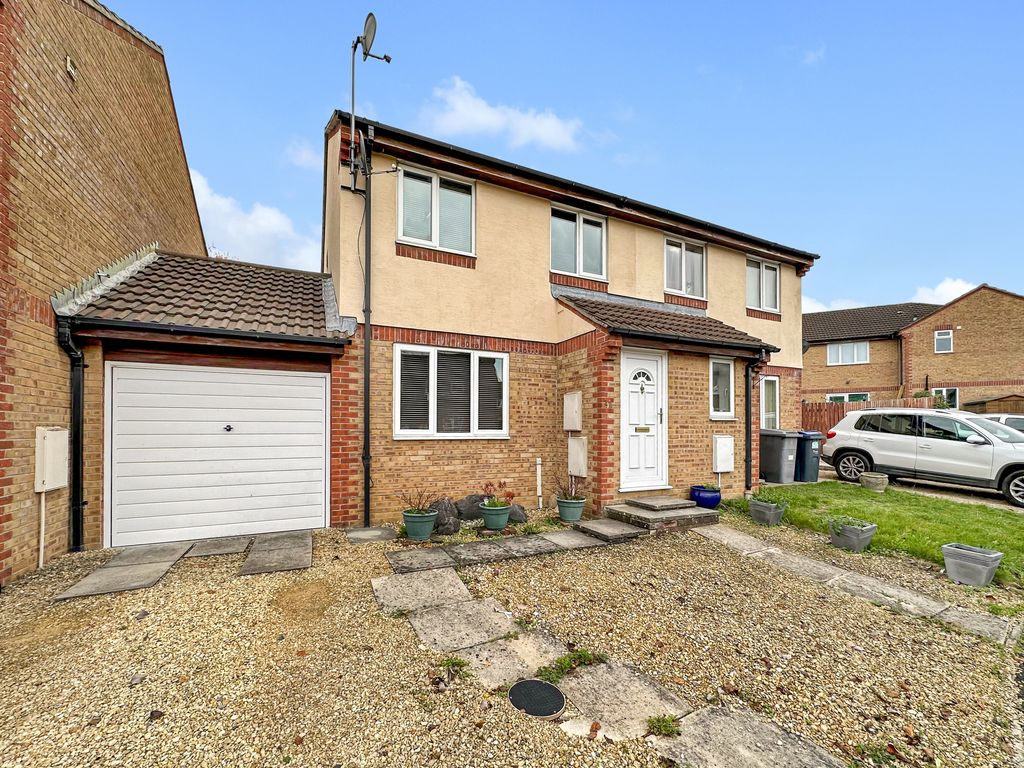 3 bed semidetached house for sale in Teal Close, Westbury BA13 Zoopla