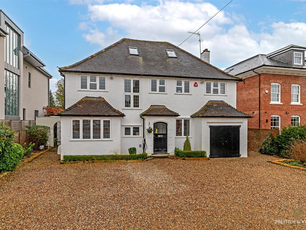 5 bed property for sale in Newlands Avenue, Radlett WD7, £3,000,000