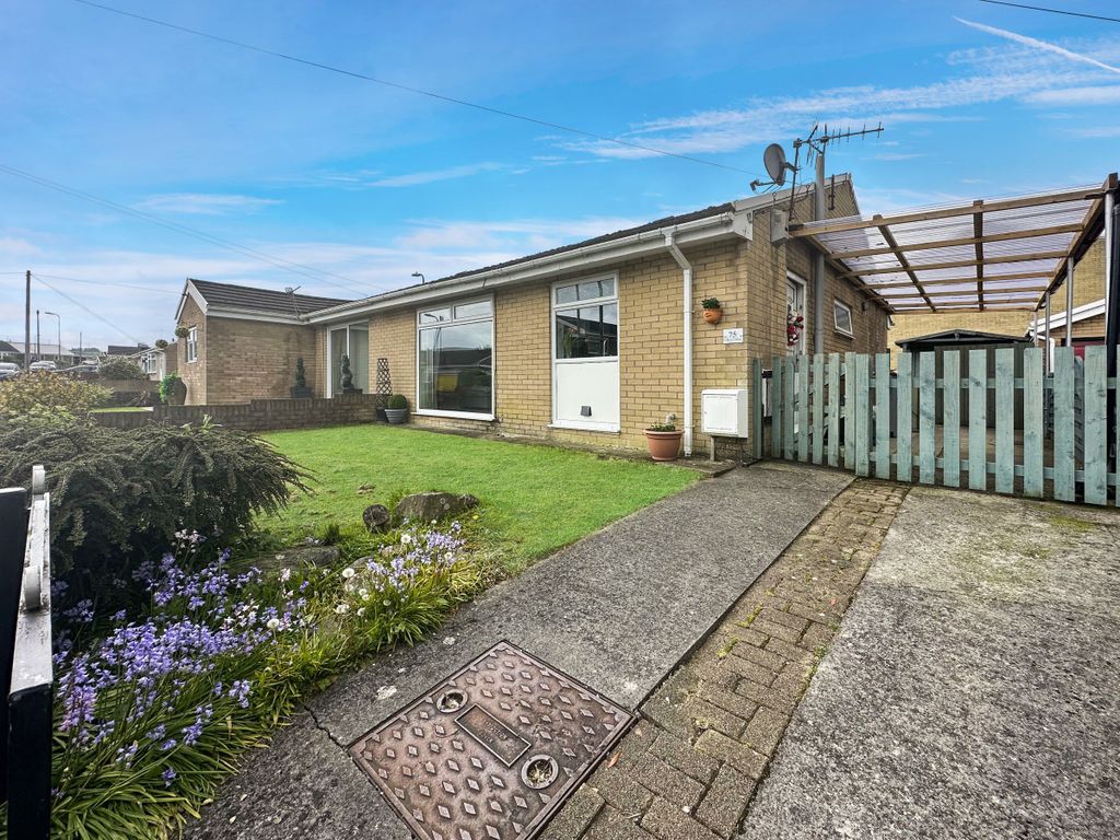 2 bed bungalow for sale in LonYCelyn, Nelson, Treharris CF46 Zoopla