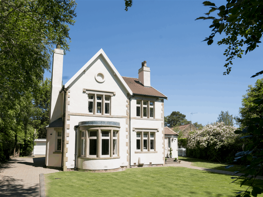 5 bed detached house for sale in Oatlands Drive, Harrogate HG2 Zoopla