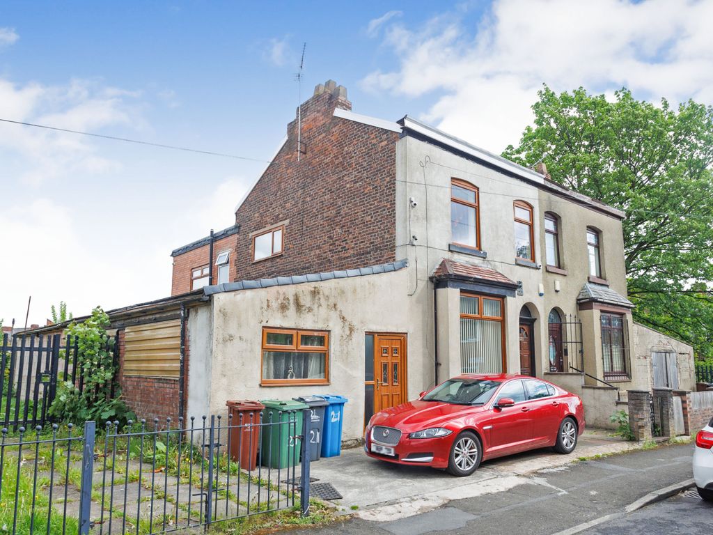 6 bed semidetached house for sale in Carnaby Street, Manchester