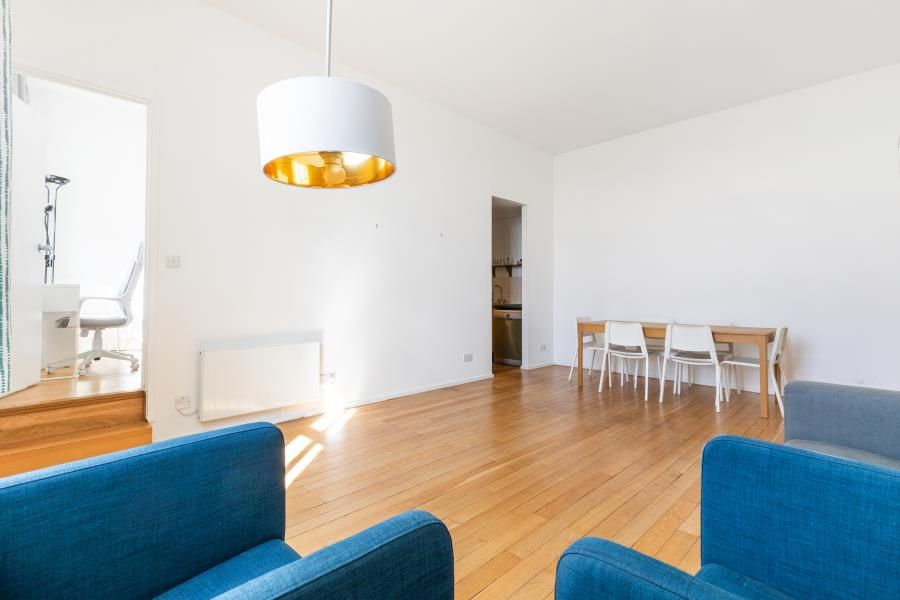 2 bed flat to rent in Cormont Road, London SE5, £2,250 pcm Zoopla