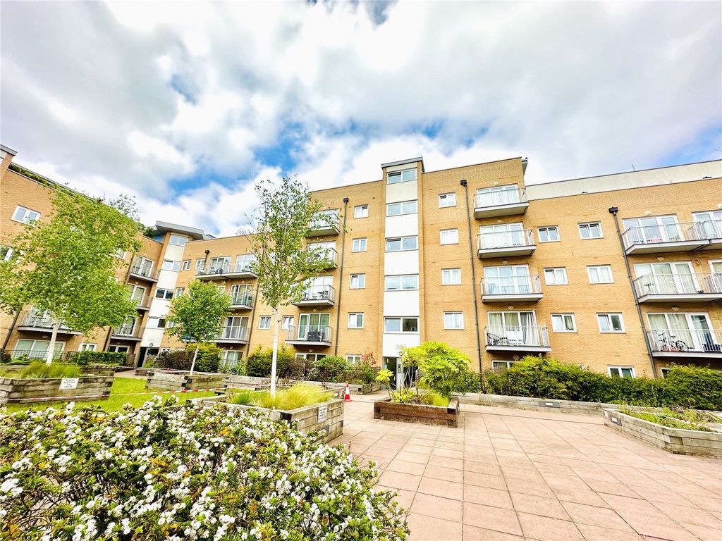 2 bed flat for sale in Peebles Court, 21 Whitestone Way, Croydon CR0