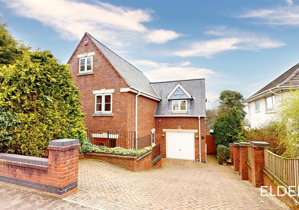 4 bed detached house for sale in Heanor Road, Ilkeston DE7, £479,950