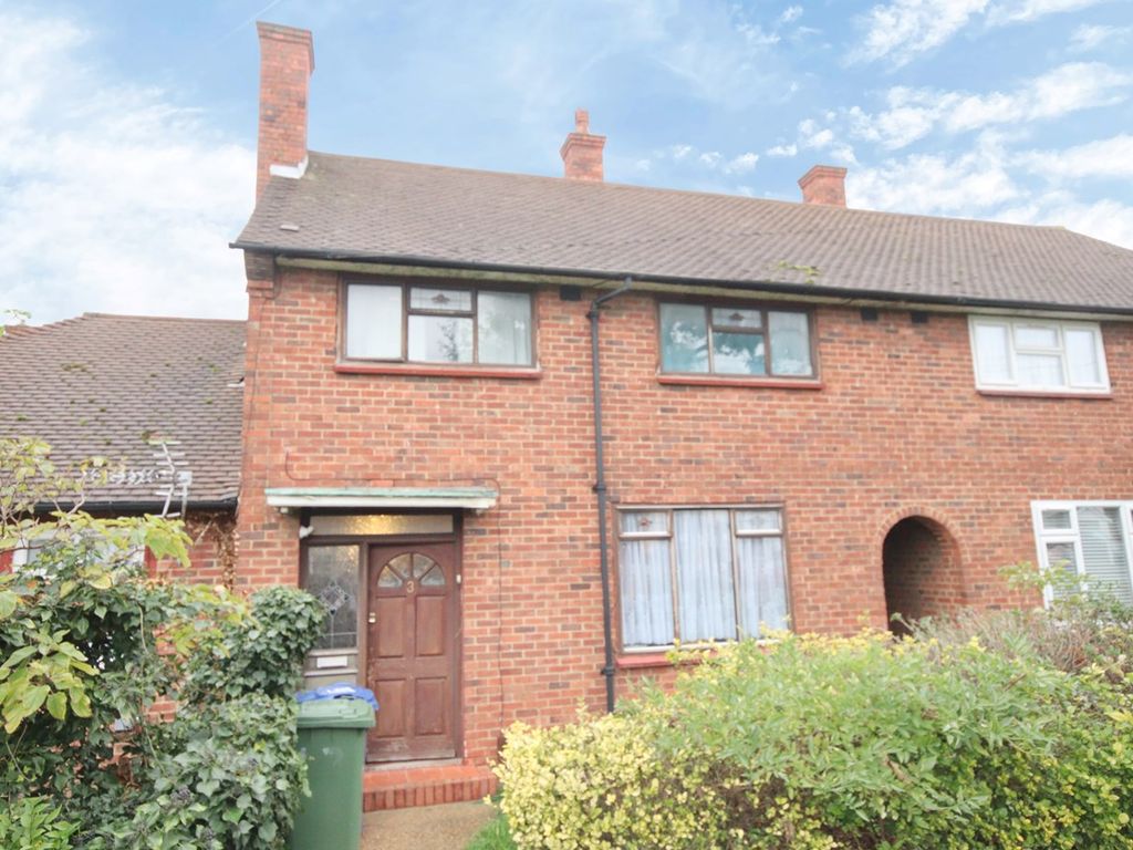3 bed terraced house for sale in Annalee Road, South Ockendon RM15 Zoopla