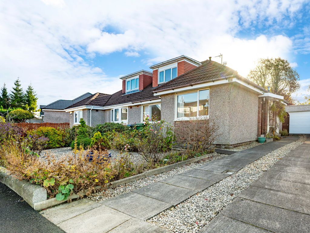 3 bed bungalow for sale in Morar Crescent, Glasgow G64, £