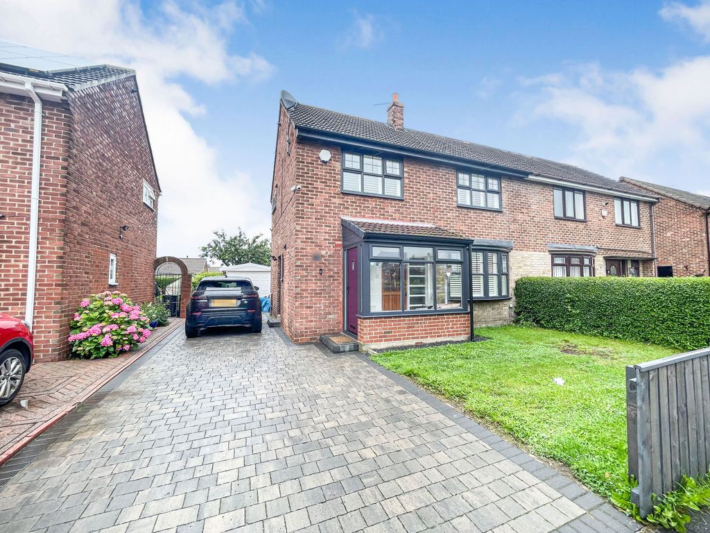 3 bed semidetached house for sale in Forster Avenue, Sherburn Village