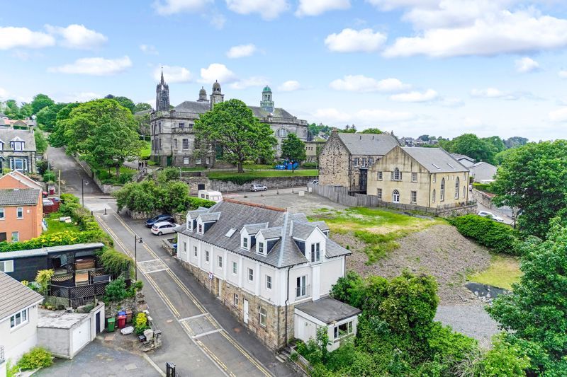 2 bed flat for sale in School Brae, Bo'ness EH51 Zoopla